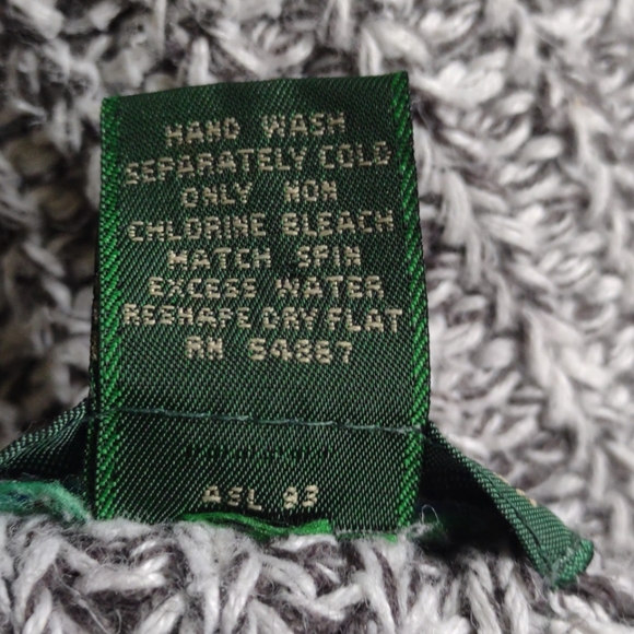 ABERCROMBIE AND FITCH Sweater - Picture 5 of 5